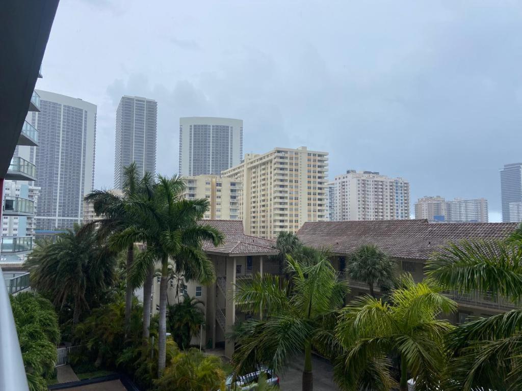Miami Beach Studio Amazing Views 405B Plaja Hallandale Exterior foto